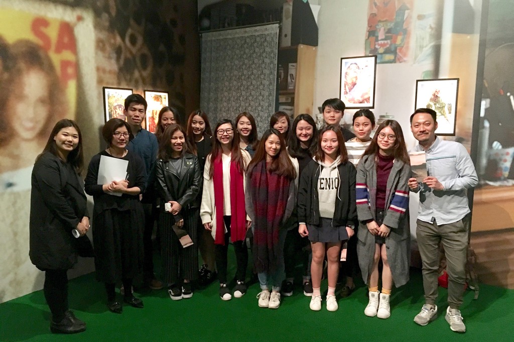 傳理學部同學應邀出席Gucci聯乘A Magazine Curated By舉辦的藝術展。