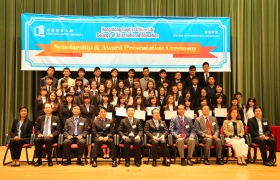 Scholarship recipients share with the scholarship donors and lecturers of their precious moment.