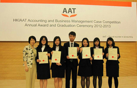 (From left to right) Dr Elsa Wong, CIE Lecturer and student participants were delighted to win the Proficiency Team Awards.