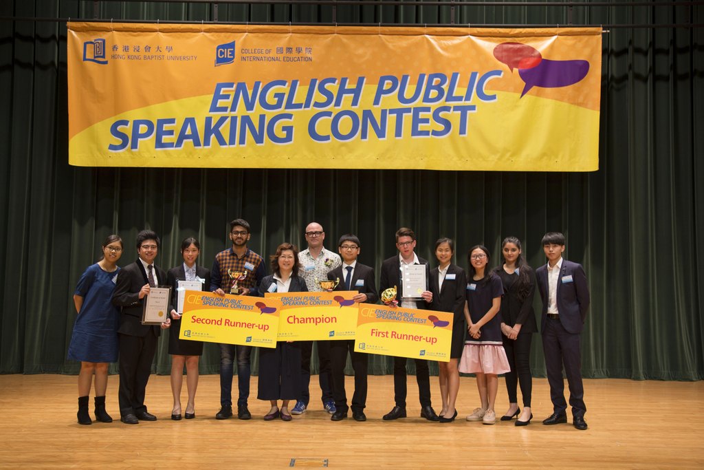 Judges of the Grand Final Dr. Jason Polley and Dr. Vicky Lee, and the 10 finalists.